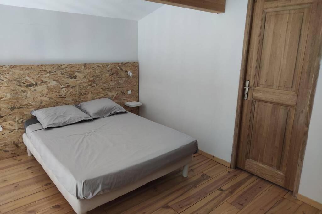 Logement Tout Confort Au Calme Entre Saint Tropez Et Les Gorges Du Verdon Ле-Тороне Экстерьер фото
